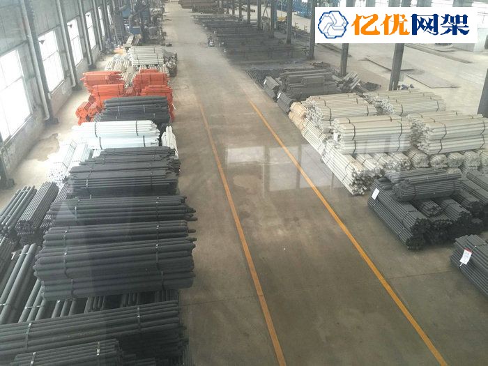 长乐杆件待发货区